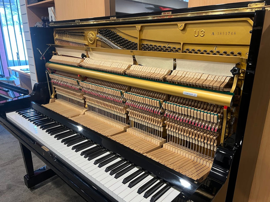 Yamaha U3A 131cm Preowned Upright Piano 3851748 - Polished Ebony