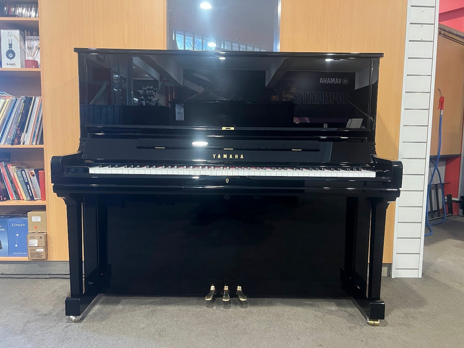 Yamaha YUS3 131cm Preowned Upright Piano 6517725 - Polished Ebony