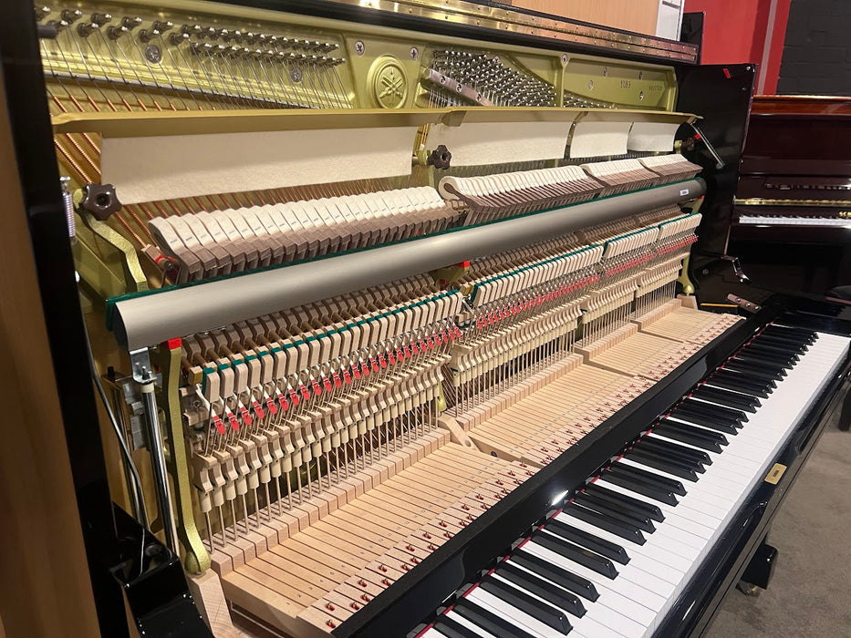 Yamaha YUS3 131cm Preowned Upright Piano 6517725 - Polished Ebony