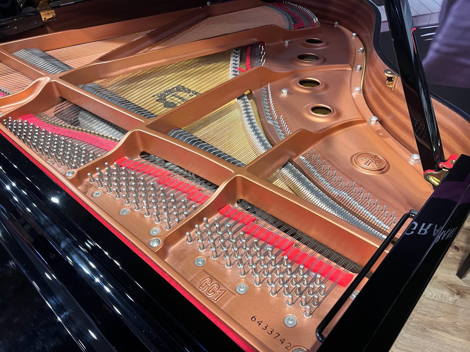 Yamaha GC1MPE 161cm Preowned Grand Piano 6433742 - Polished Ebony