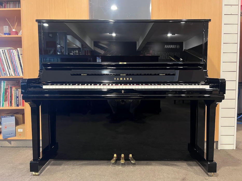 Yamaha YUS3 131cm Preowned Upright Piano 6582210 - Polished Ebony — DWmusic