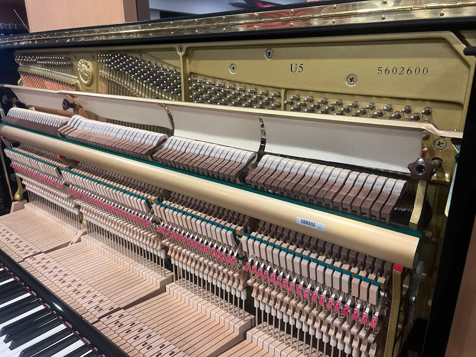 Yamaha U5 131cm Preowned Upright Piano 5602600 - Polished Ebony