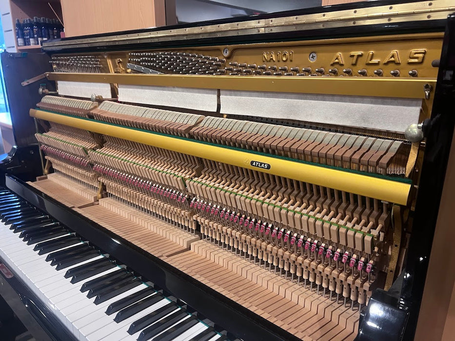 Atlas NA-101 121cm Preowned Upright Piano - Polished Ebony