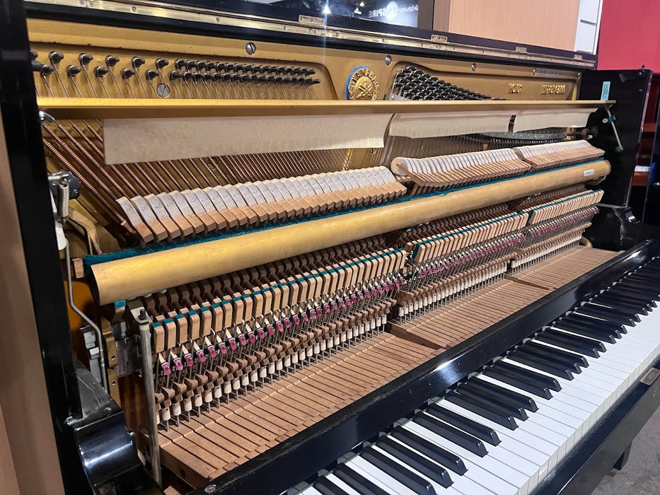 Yamaha U1 121cm Preowned Upright Piano - Polished Ebony