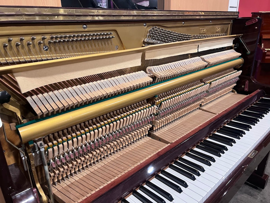 Beale BE-48 121cm Preowned Upright Piano 0131842 - Polished Walnut