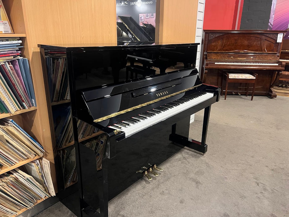 Yamaha T121 121cm Preowned Upright Piano 6089053 - Polished Ebony