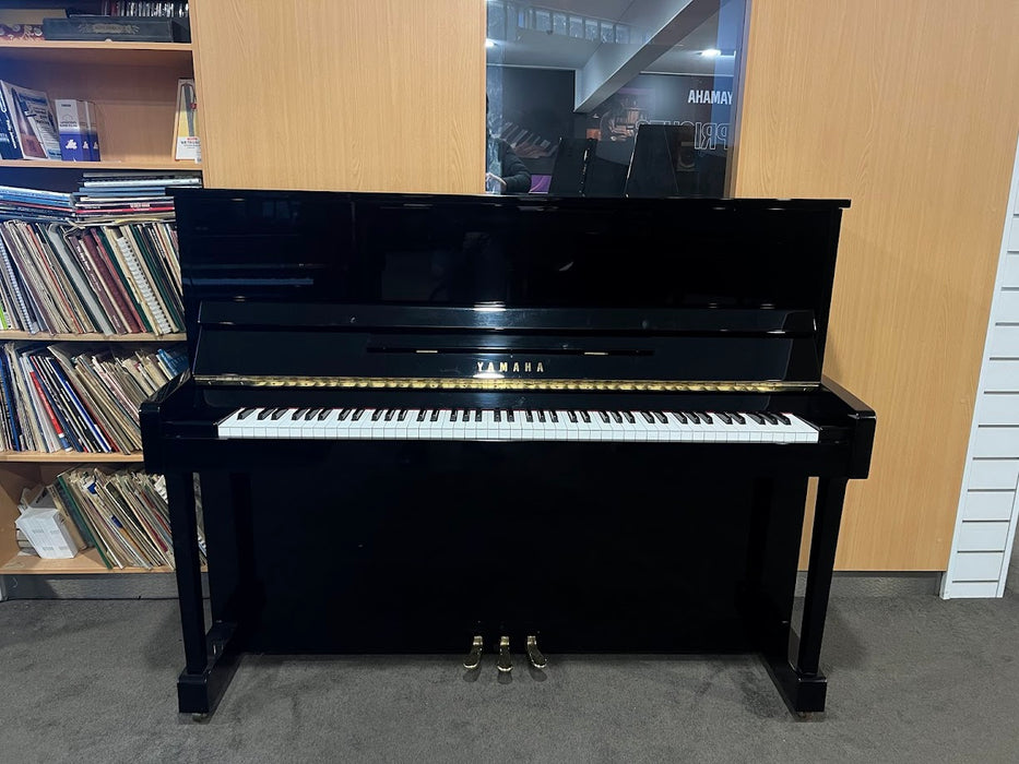 Yamaha T121 121cm Preowned Upright Piano 6089053 - Polished Ebony