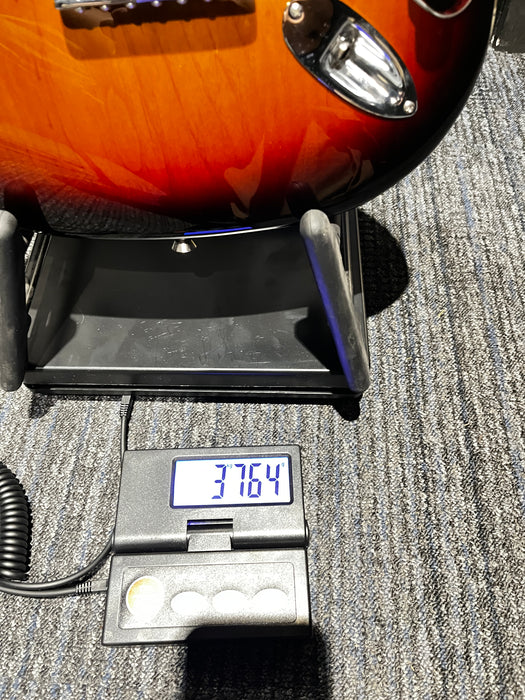 Fender American Professional II Stratocaster HSS Rosewood Fingerboard - 3-Color Sunburst - US22171385