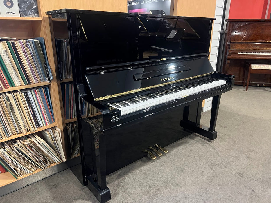 Yamaha U3A 131cm Preowned Upright Piano 3922844 - Polished Ebony