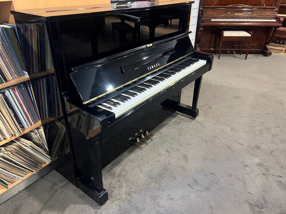 Yamaha U1H 121cm Preowned Upright Piano - Polished Ebony