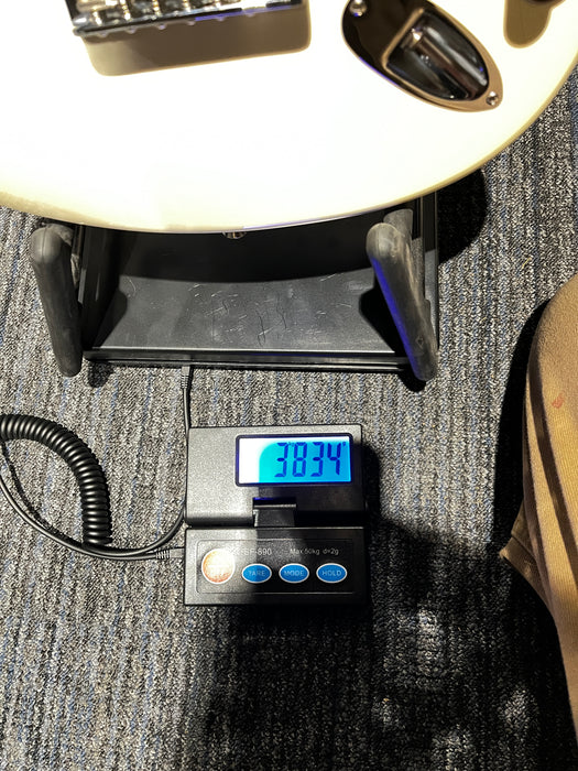 Fender American Professional II Stratocaster HSS RW B-Stock - Olympic White - US23012138B