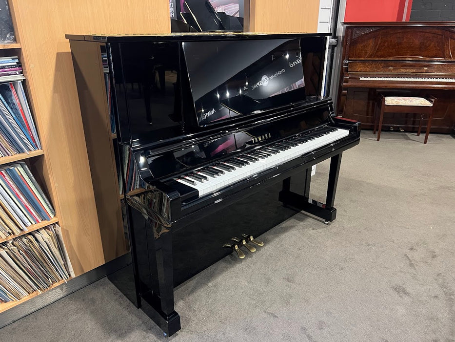 Yamaha UX30A 131cm Preowned Upright Piano 4982534 - Polished Ebony