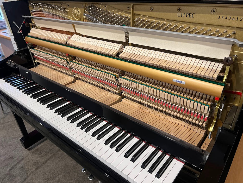 Yamaha U1JCP 121cm Preowned Upright Piano J34361255 - Polished Ebony