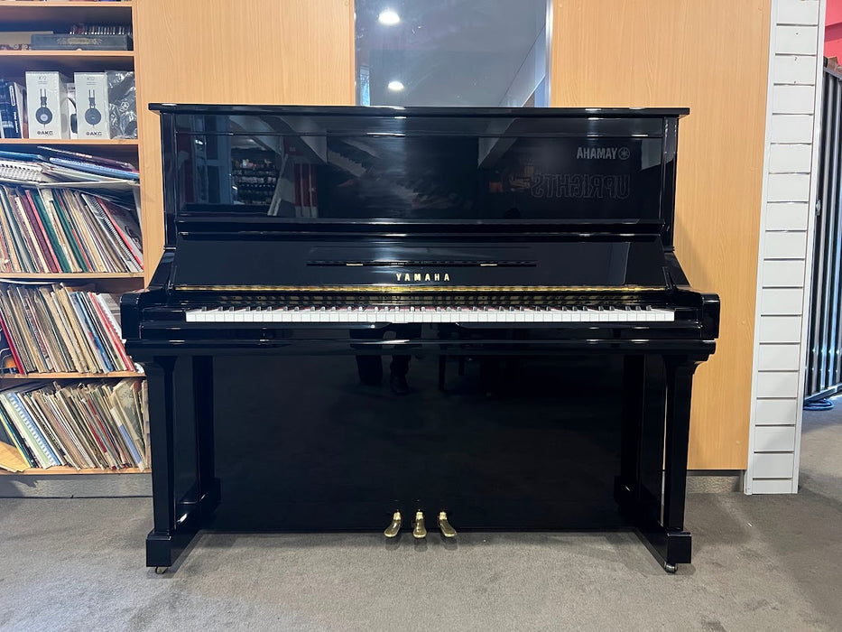 Yamaha YU3 131cm Preowned Upright Piano 5810736 - Polished Ebony