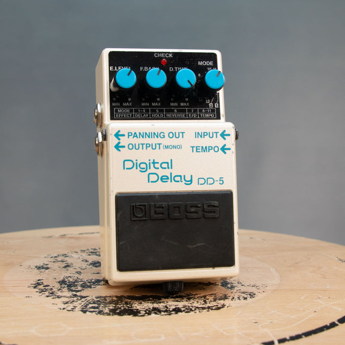 Boss DD-5 Digital Delay Effects Pedal - Preowned