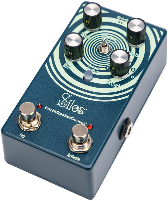 EarthQuaker Devices Silos Three-Mode Delay Effects Pedal