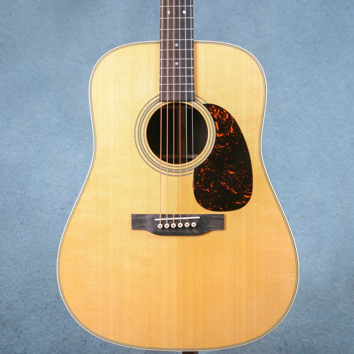 Martin D-28 Standard Series Dreadnought Size Acoustic Guitar  - 2861452