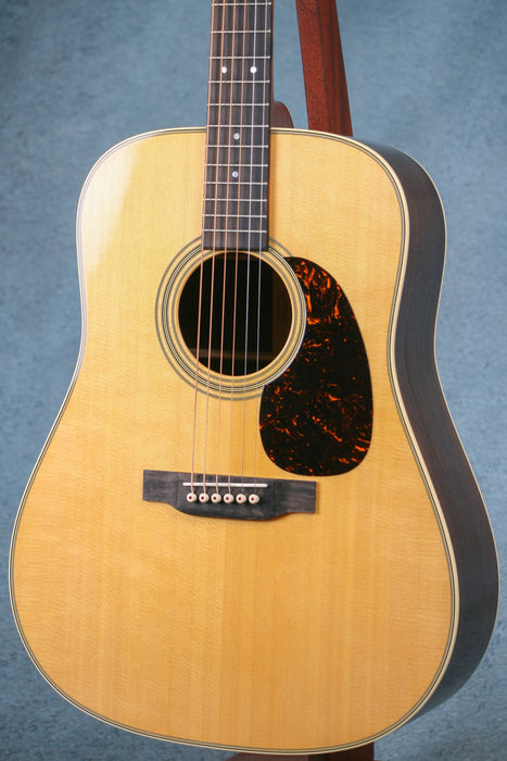 Martin D-28 Standard Series Dreadnought Size Acoustic Guitar  - 2861452