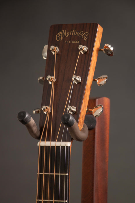 Martin 000-18 Standard Series Auditorium Size Acoustic Guitar - 2949268