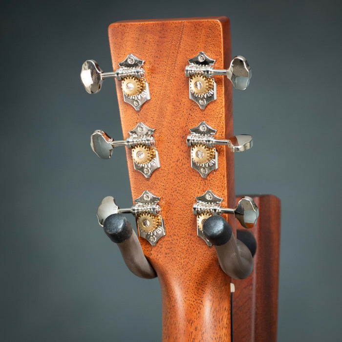 Martin D-18 Standard Series Dreadnought Size Acoustic Guitar - 2982733