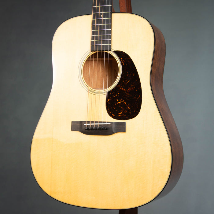 Martin D-18 Standard Series Dreadnought Size Acoustic Guitar - 3012968