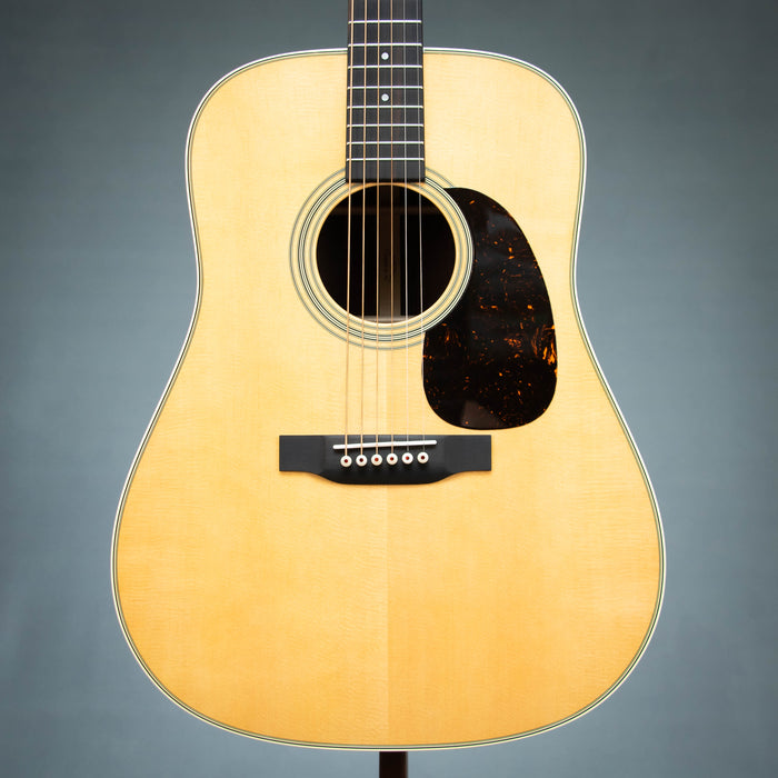 Martin D-28 Standard Series Dreadnought Size Acoustic Guitar - 3051296