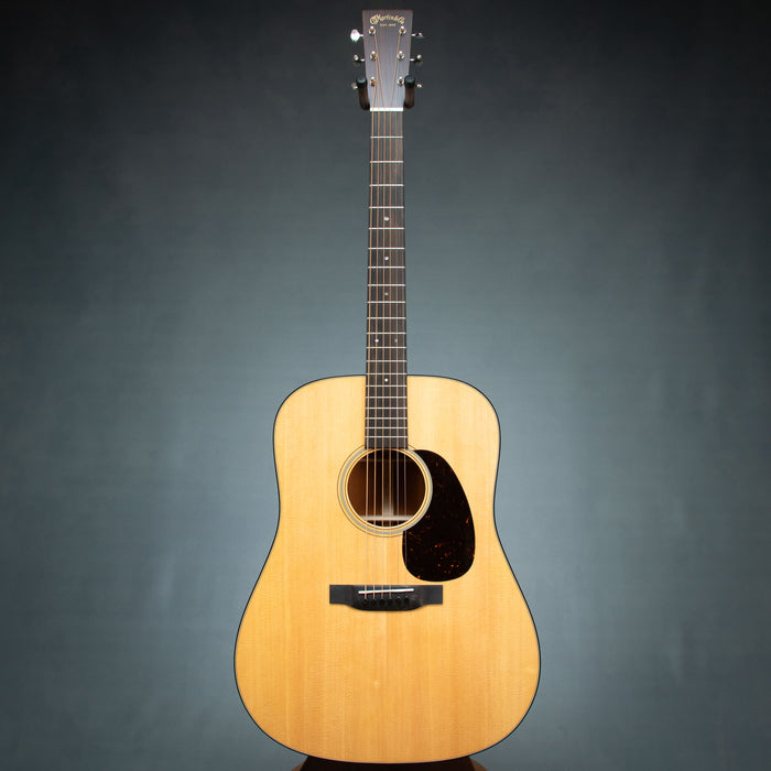 Martin Super D-18 Standard Series Dreadnought Size Acoustic Guitar - 3058198