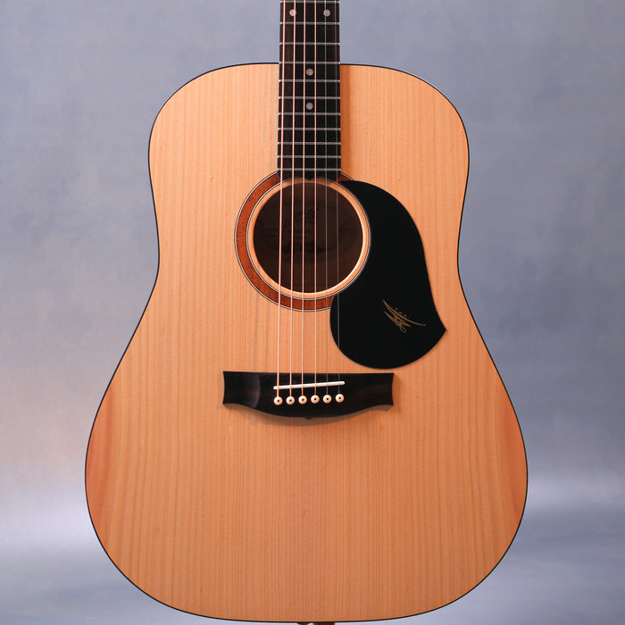 Maton S60 Dreadnought Acoustic Guitar w/Case - 12546