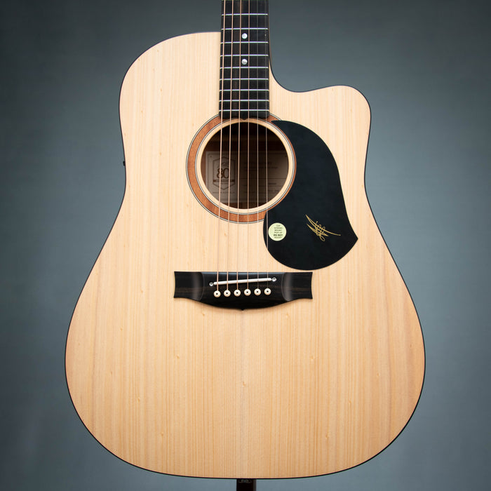 Maton SRS60C Dreadnought Acoustic Electric Guitar w/Case - 12810 2FB