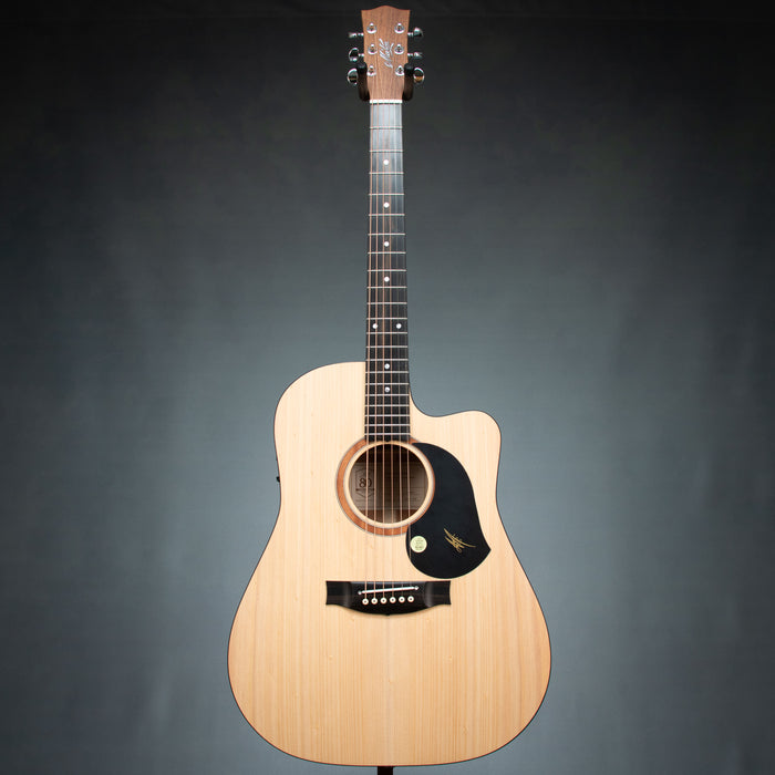 Maton SRS60C Dreadnought Acoustic Electric Guitar w/Case - 12810 2FB