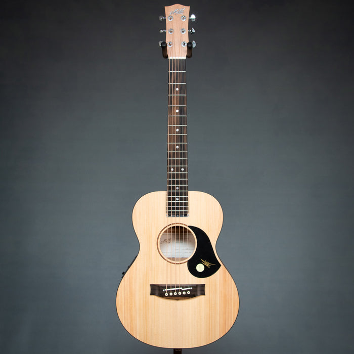 Maton EM6 Mini Acoustic Electric Guitar w/Case - 17525 2EI