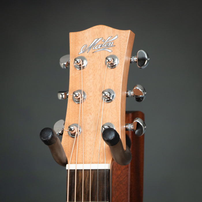 Maton EM6 Mini Acoustic Electric Guitar w/Case - 17525 2EI
