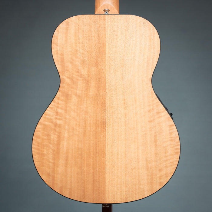 Maton EM6 Mini Acoustic Electric Guitar w/Case - 17525 2EI