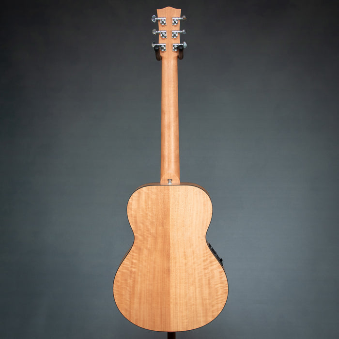 Maton EM6 Mini Acoustic Electric Guitar w/Case - 17525 2EI
