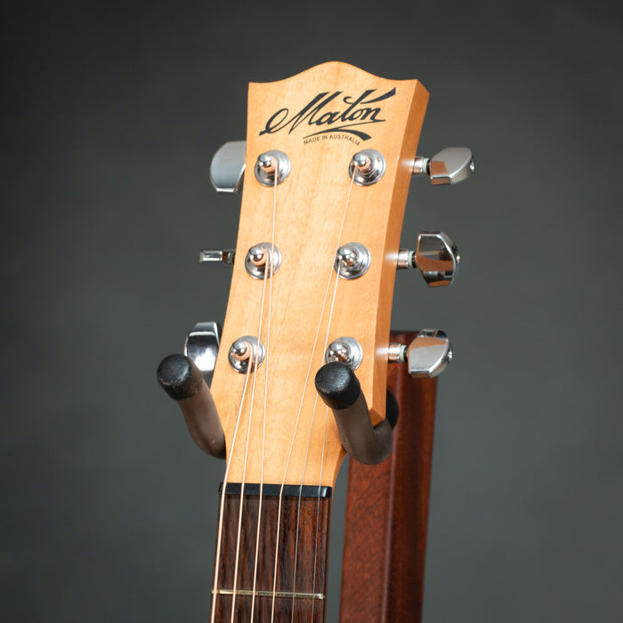 Maton 2003 EM225C Dreadnought w/Case - Preowned
