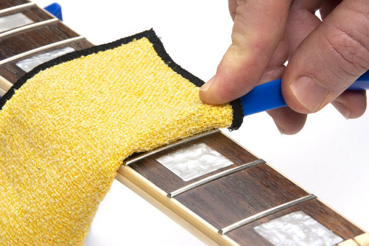 Music Nomad F-ONE Unfinished Fretboard Care Kit - Oil, Cloth and Brush