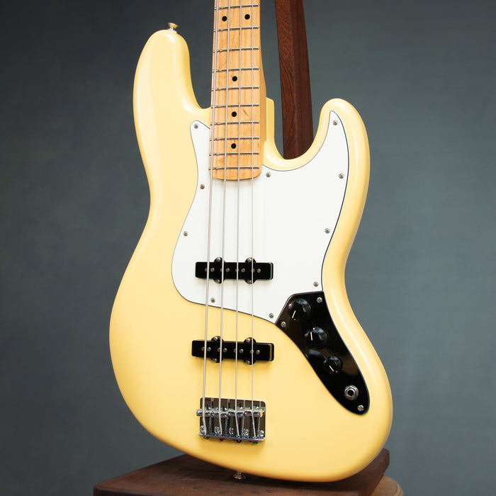 Fender 2022 Player Jazz Bass w/Case - Buttercream - Preowned