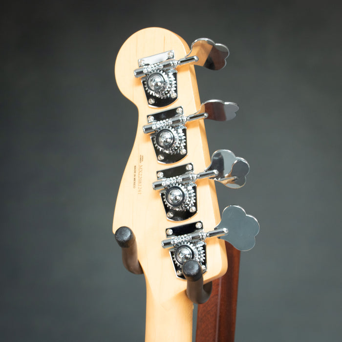 Fender 2022 Player Jazz Bass w/Case - Buttercream - Preowned