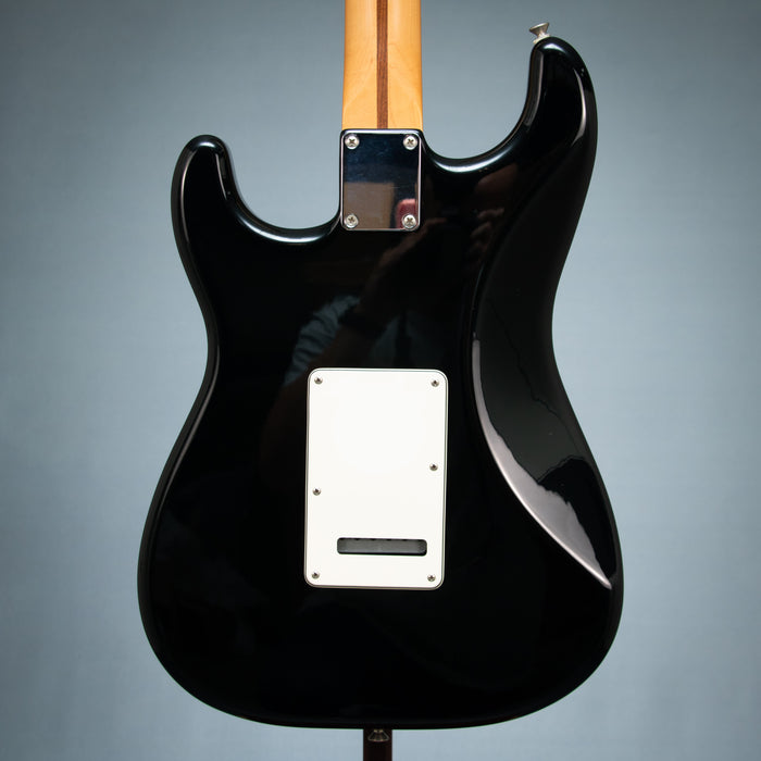 Fender 2008 Standard Stratocaster Tint w/Case - Black - Preowned