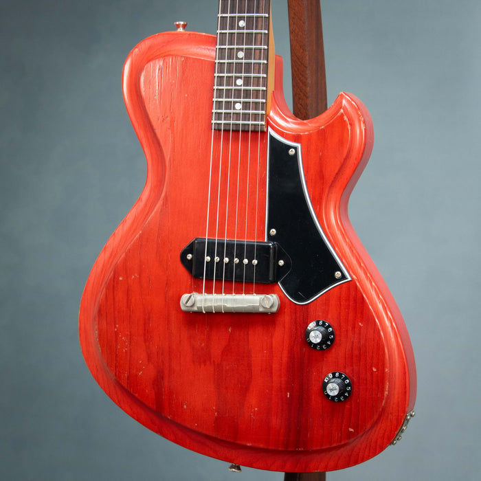 Novo Solus M1 Light Distress Electric Guitar - Faded Cherry