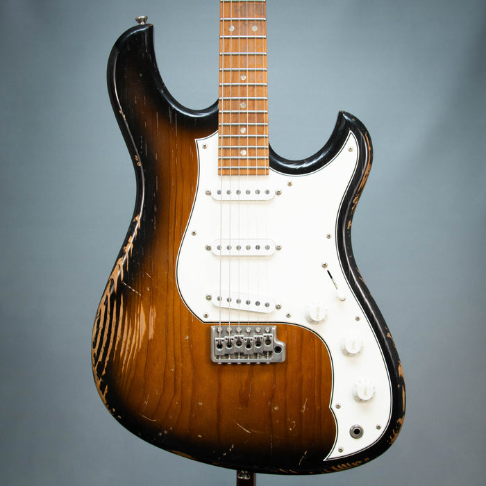 Novo Idris S3 Medium Distress Electric Guitar - 2-Tone Burst