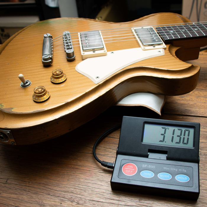 Novo Solus H2 Medium Distress Electric Guitar - Gold Top Gold