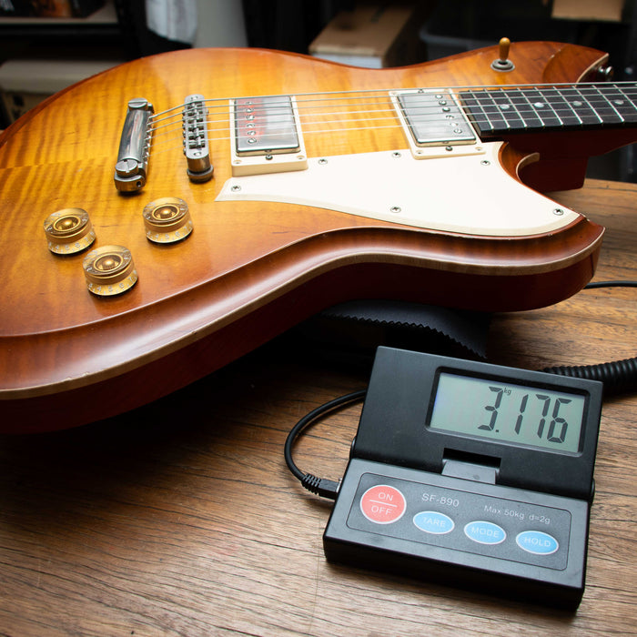 Novo Chambered Serus HH Light Distress Electric Guitar - Faded Tea Burst - Spec Sheet: 9048