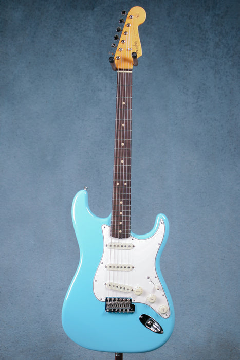 Fender Custom Shop 1963 Stratocaster NOS w/ Josefina Handwound Pickups w/Case - Daphne Blue - Preowned