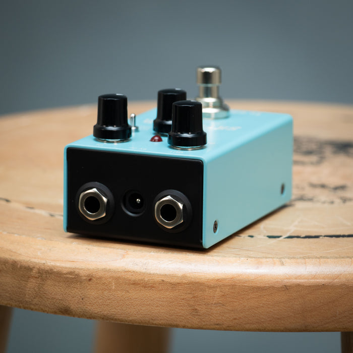 tc electronic skysurfer reverb pedal TC Electronic Skysurfer Mini Reverb Effects Pedal