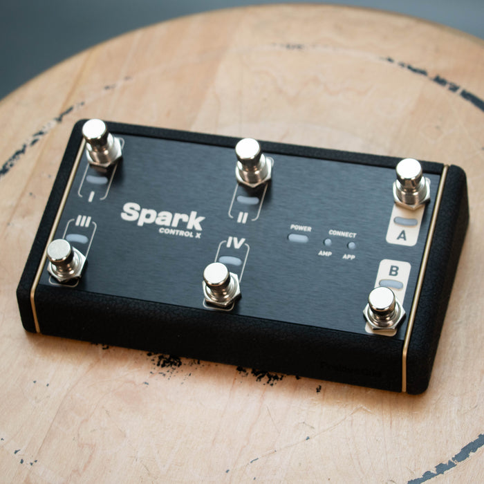 Positive Grid Spark Control X 6 Switch Wireless Footswitch w/Box - Preowned