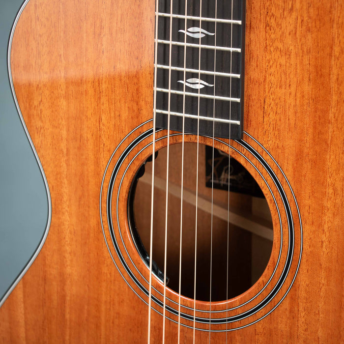 Taylor C22ce C0945 2026 Catch Custom Grand Concert - Mahogany / Mahogany - 1204026095