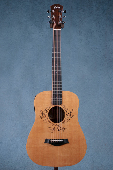 Taylor TSBTe Taylor Swift Signature Baby Acoustic - 2203134001