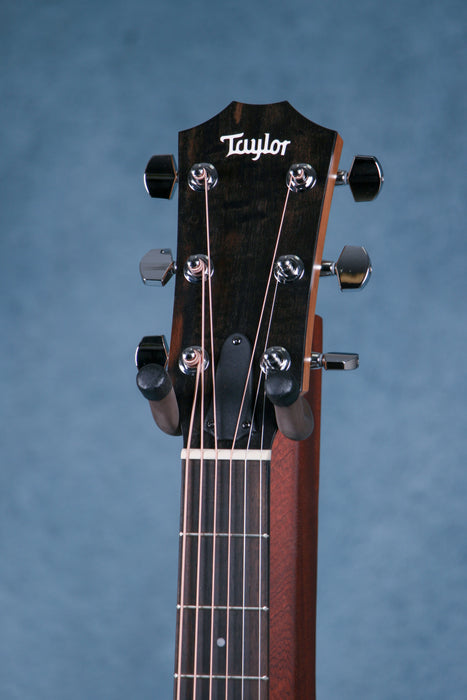 Taylor 110e Dreadnought Spruce / Walnut Acoustic Electric Guitar - 2204063269