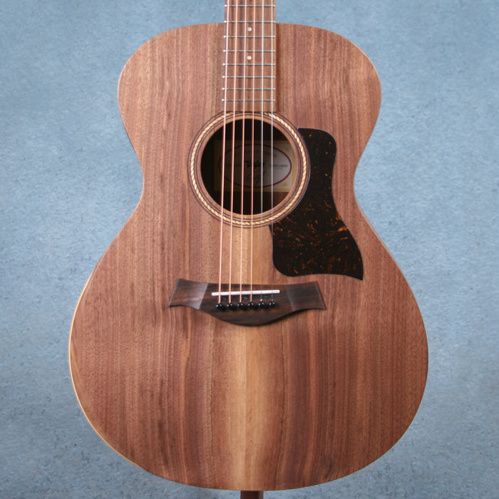 Taylor Academy 22e Walnut Top / Walnut Back and Sides Acoustic Electric Guitar - 2206114400